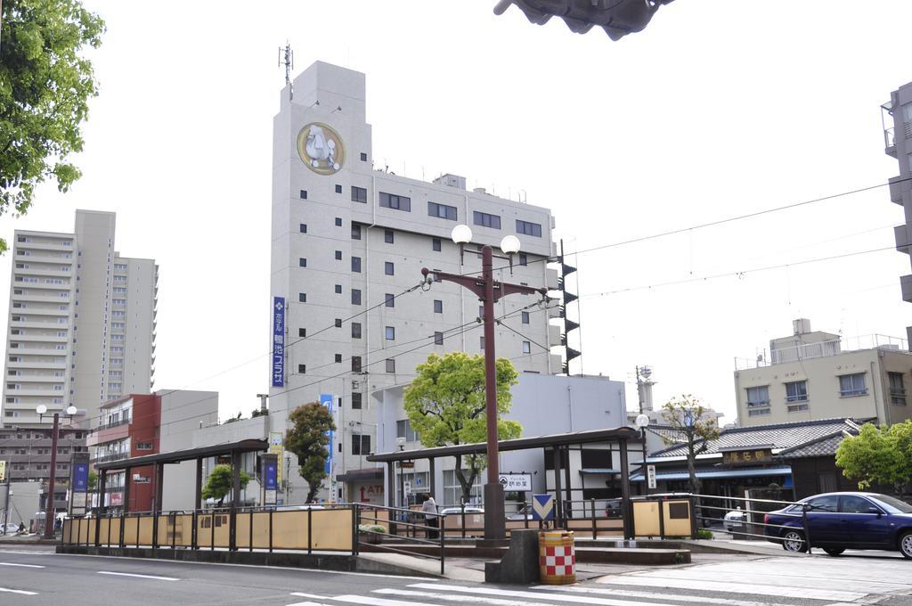 Kamoike Plaza 3*